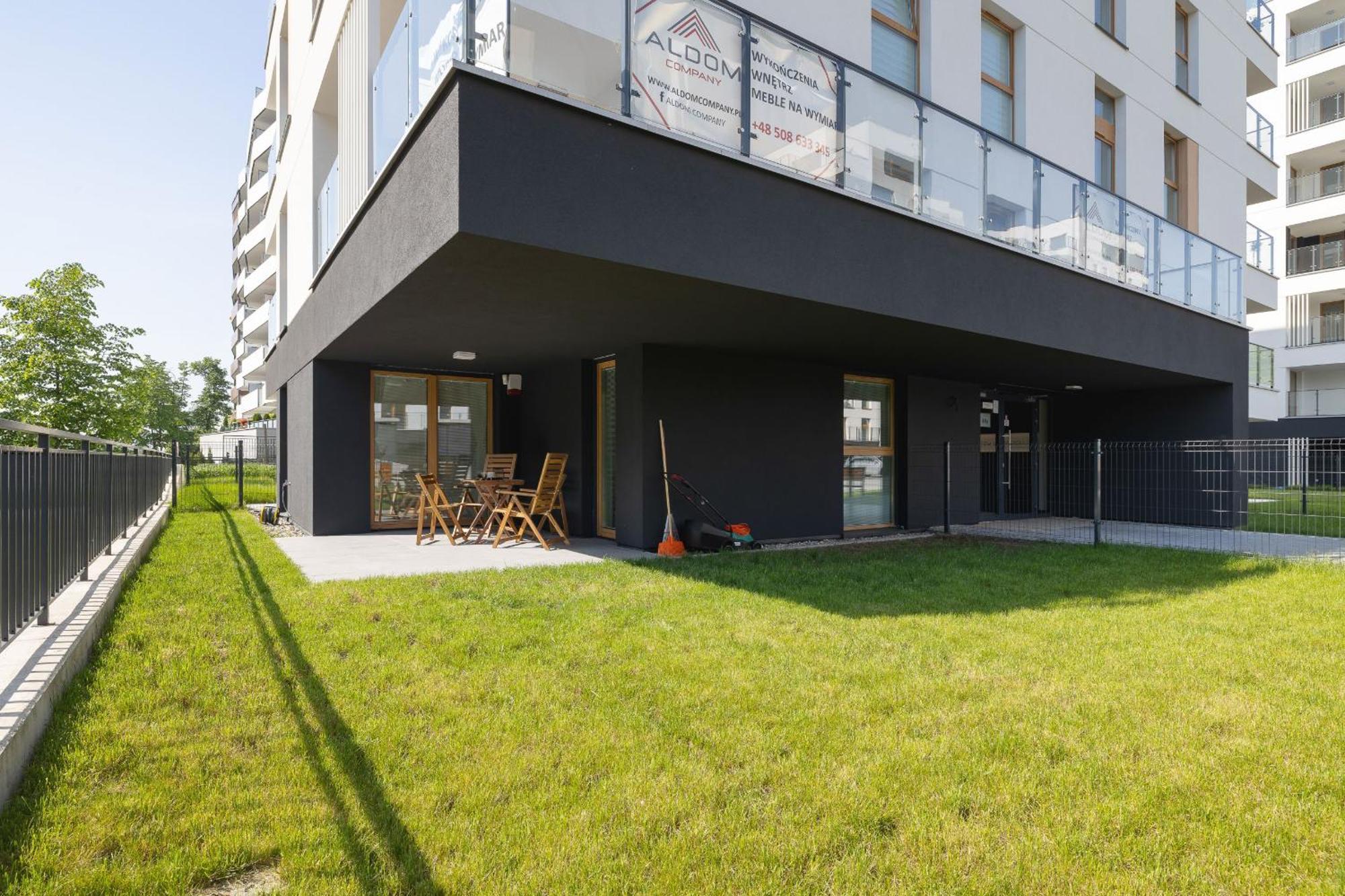 Luxury Two Bedroom Apartment With Terrace And Parking By Renters Prestige Katowice Ngoại thất bức ảnh